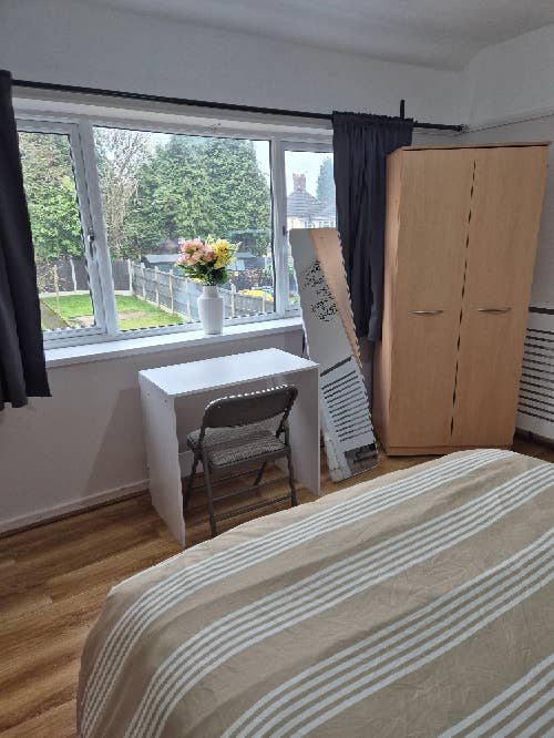 Room to rent in a shared home