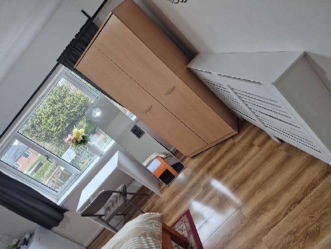 Room to rent in a shared home