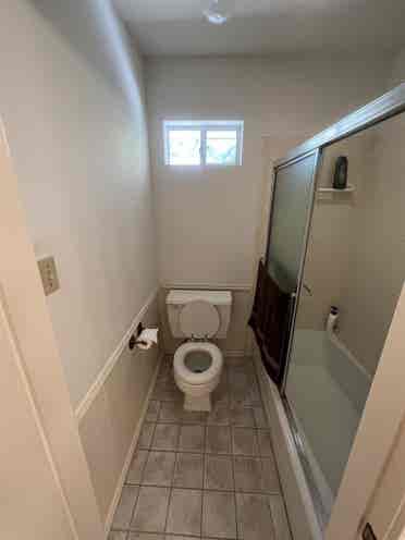 Room in Denton $ All bills paid