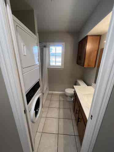 Room in Denton $ All bills paid