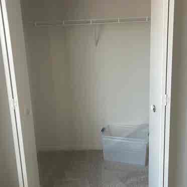 Looking for a Roommate