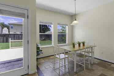 Spacious, modern room for rent