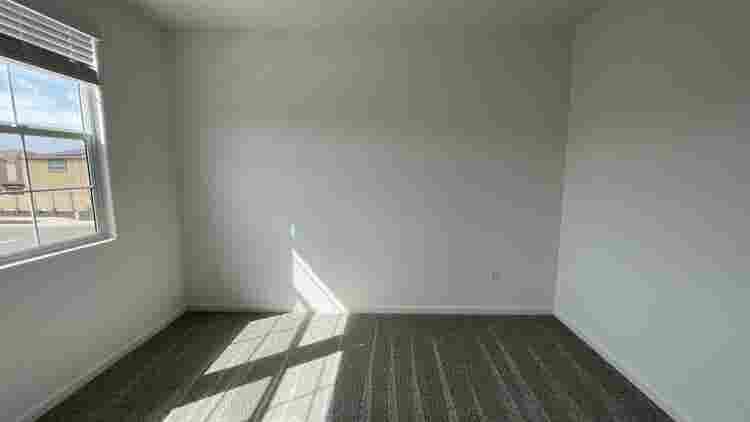 Room for Rent in Brand New Home!!