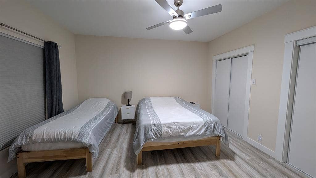 Room For Rent With Shared Bathroom