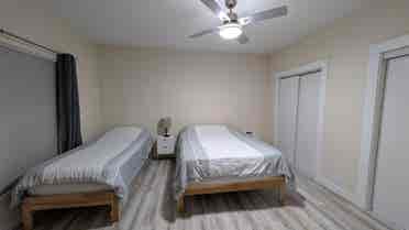 Room For Rent With Shared Bathroom