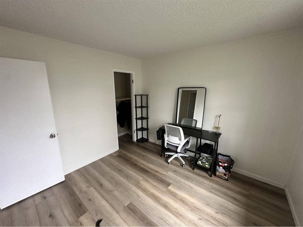 Private Room in House