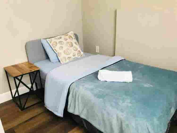 Conyers, GA --- Clean Room For Rent