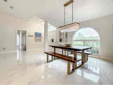 Gorgeous home private beach access