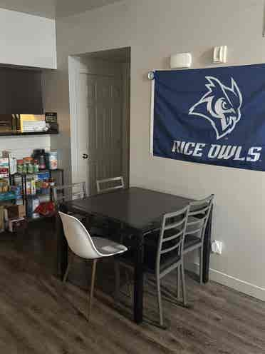 Apartment for rent for the summer!