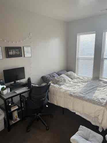 Apartment for rent for the summer!