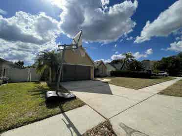 Room for Rent in 4br House