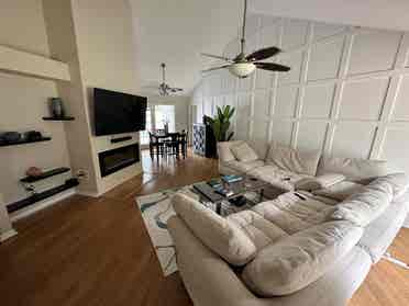 Room for Rent in 4br House