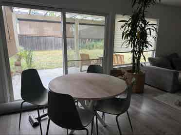 Room for rent; remodeled Townhome