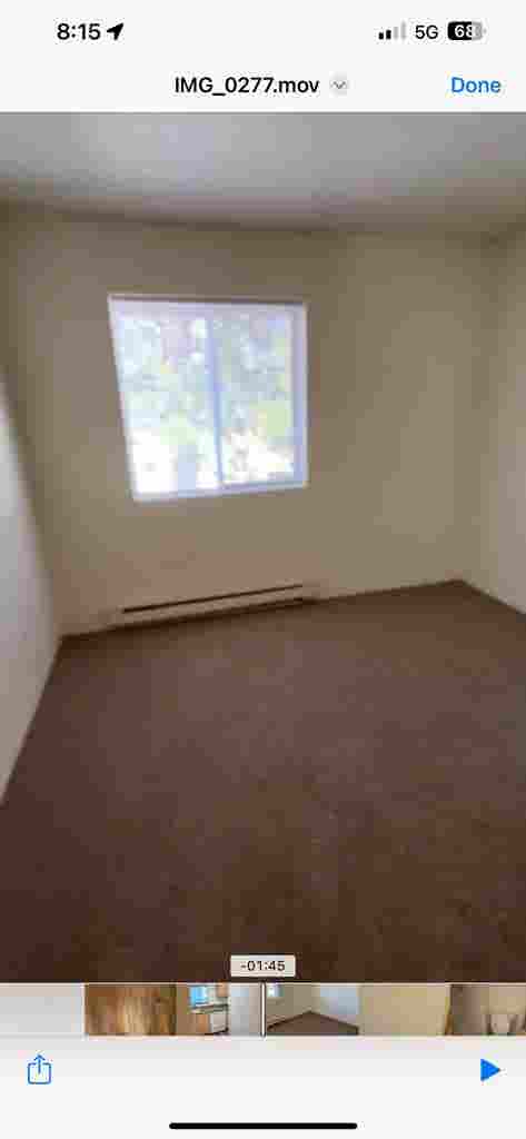 Looking for a roomie, open august!