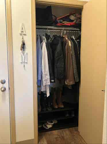 Looking for a roomie, open august!