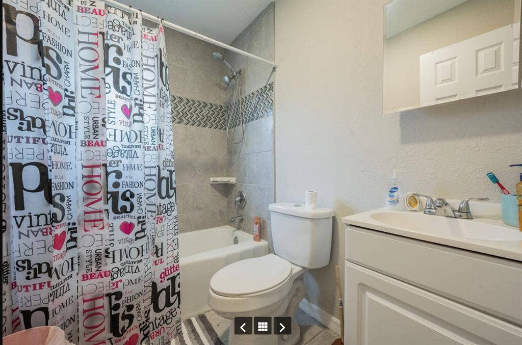 3 Rooms for Rent