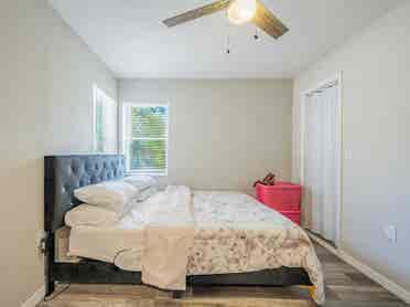 3 Rooms for Rent