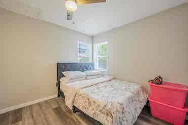 3 Rooms for Rent