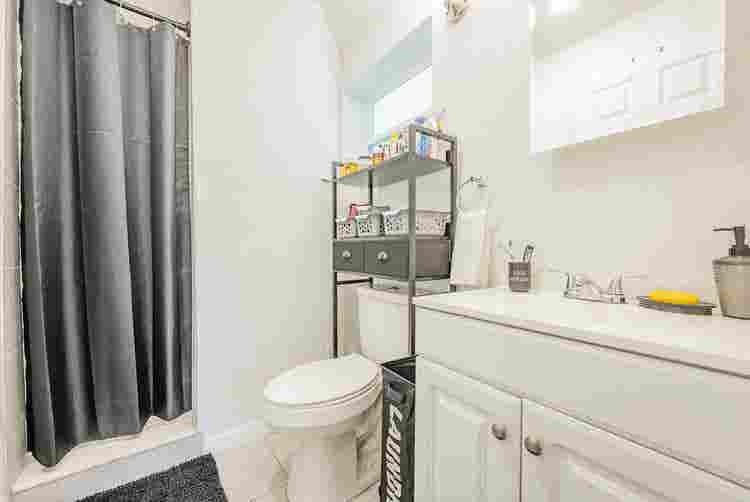 3 Rooms for Rent