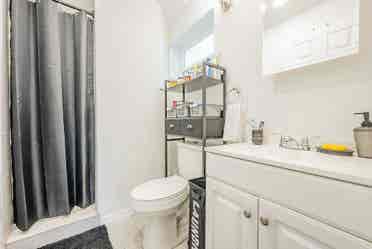 3 Rooms for Rent