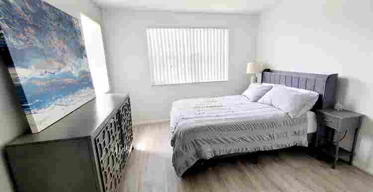 Spacious Master Bedroom in Pompano