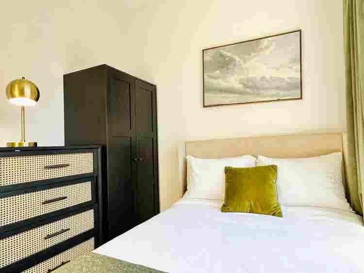 Bright Bedroom in Fort Green - #