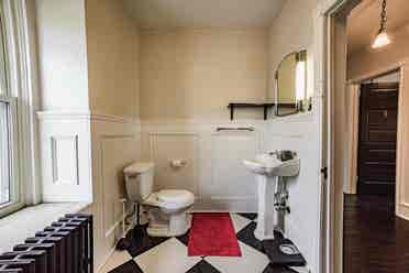 Fully-furnished private room!