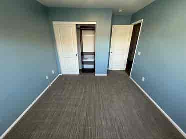 Roommate for my Cal Oaks townhouse