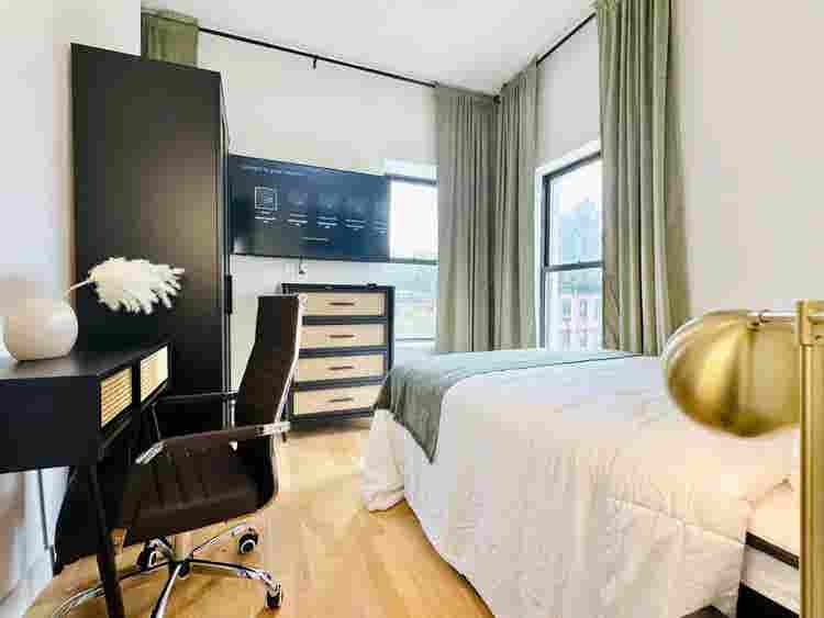 Furnished Room in Dekalb - #