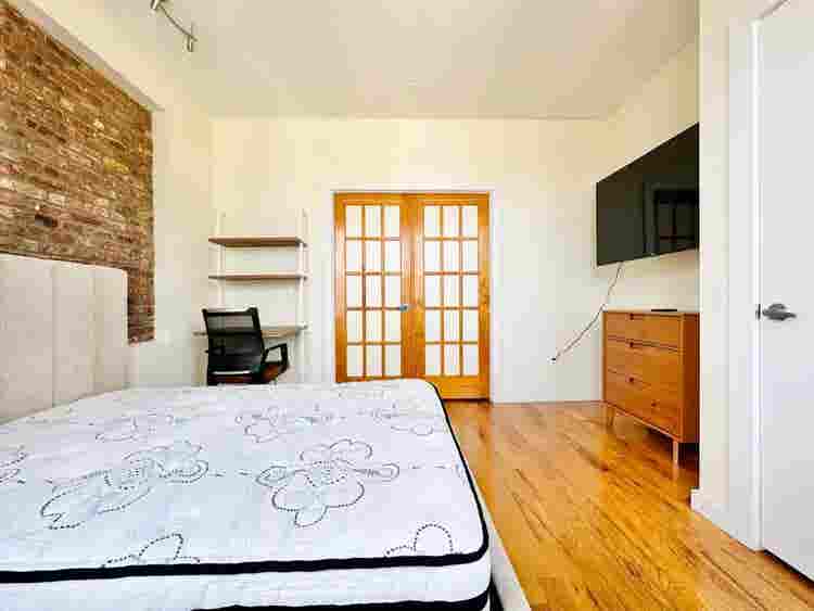 Bright Room in Crown Heights