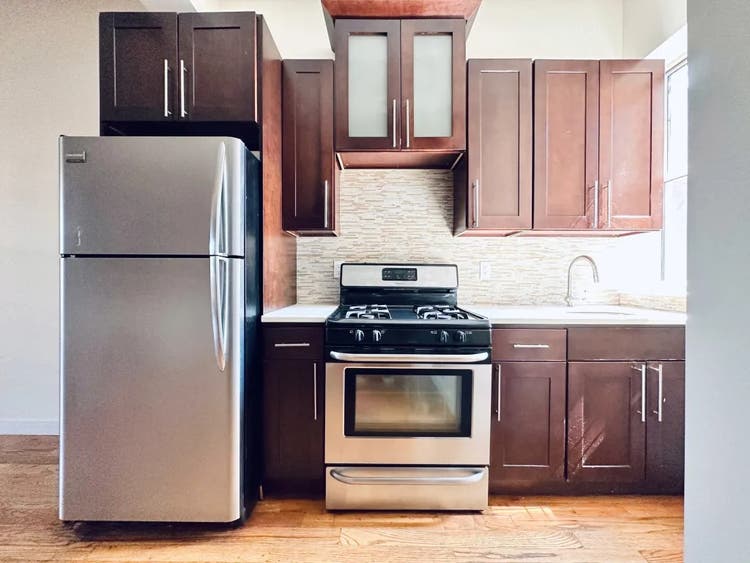 Spacious Room in Crown Heights