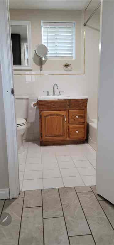 Studio in Glendora $