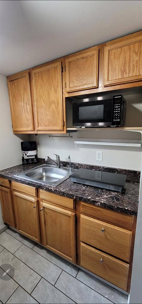 Studio in Glendora $