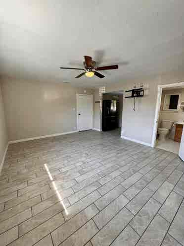 Studio in Glendora $