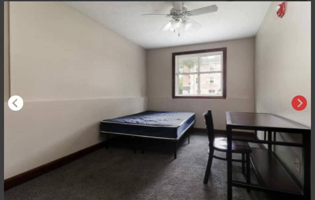 Really need one more roommate!