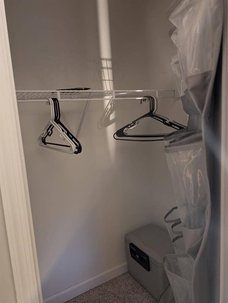 Single father looking for roommate