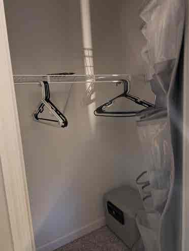 Single father looking for roommate