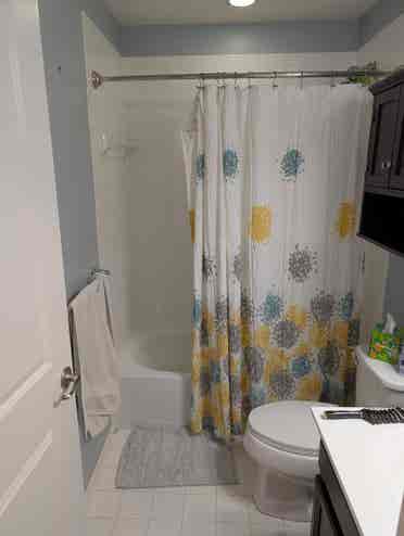 Single father looking for roommate
