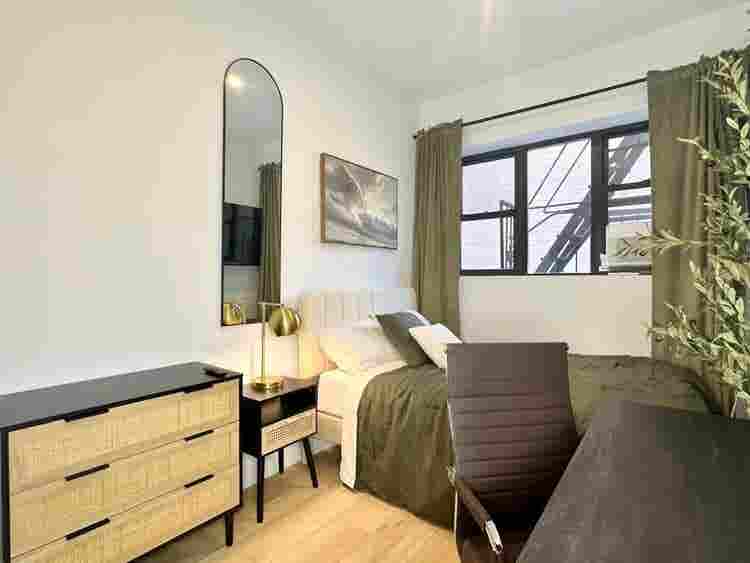 Stylish Room in Fort Greene