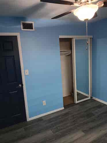 Room Available in Central Phoenix