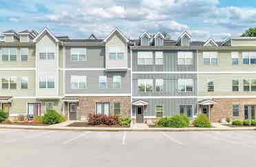 Sublease at Knox ridge!