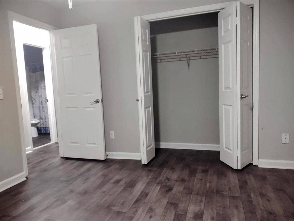 Shared luxury apartment