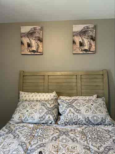Looking for tenants to rent a room
