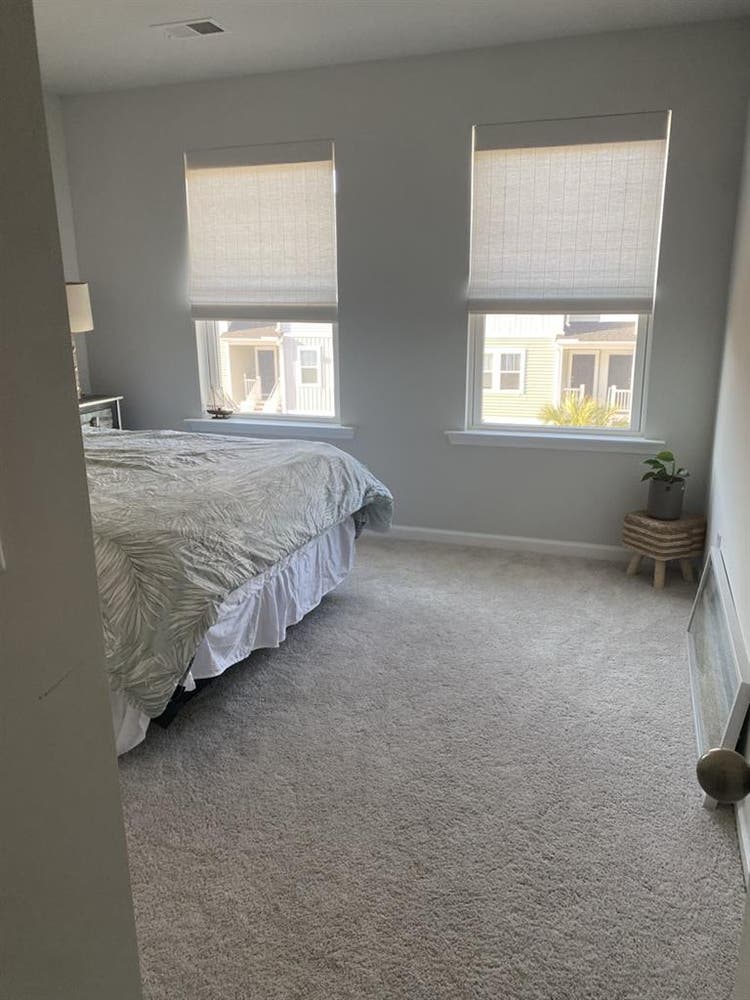 Private room and bathroomm