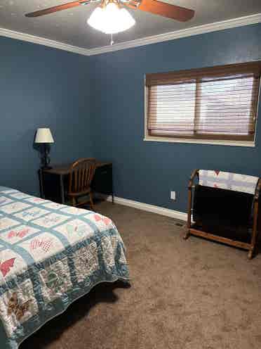 Seeking mature roommatees