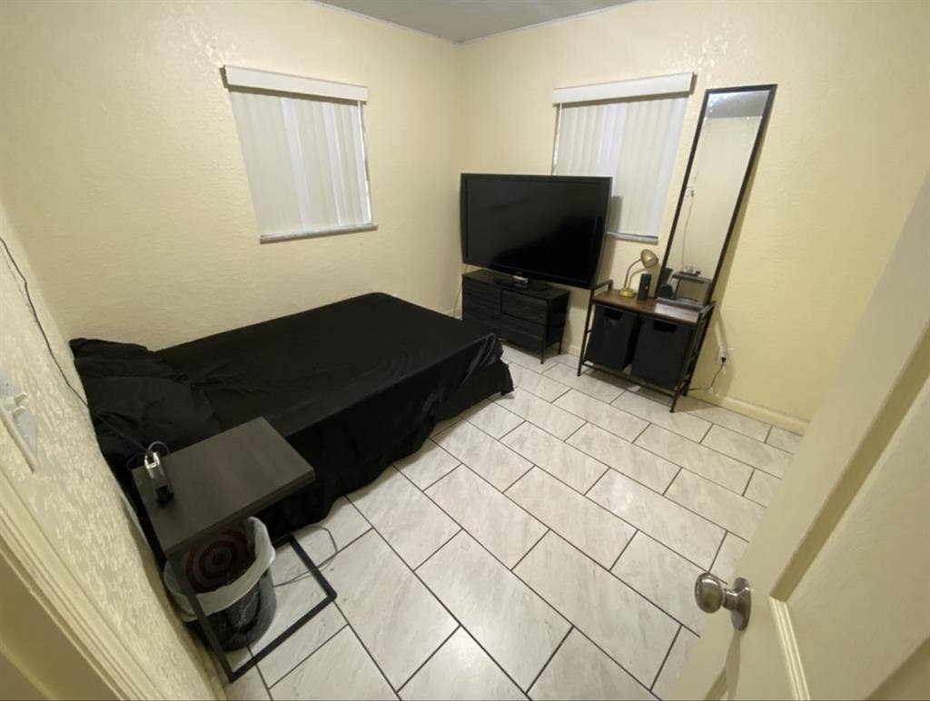 Private Room For Rent $ a monthh