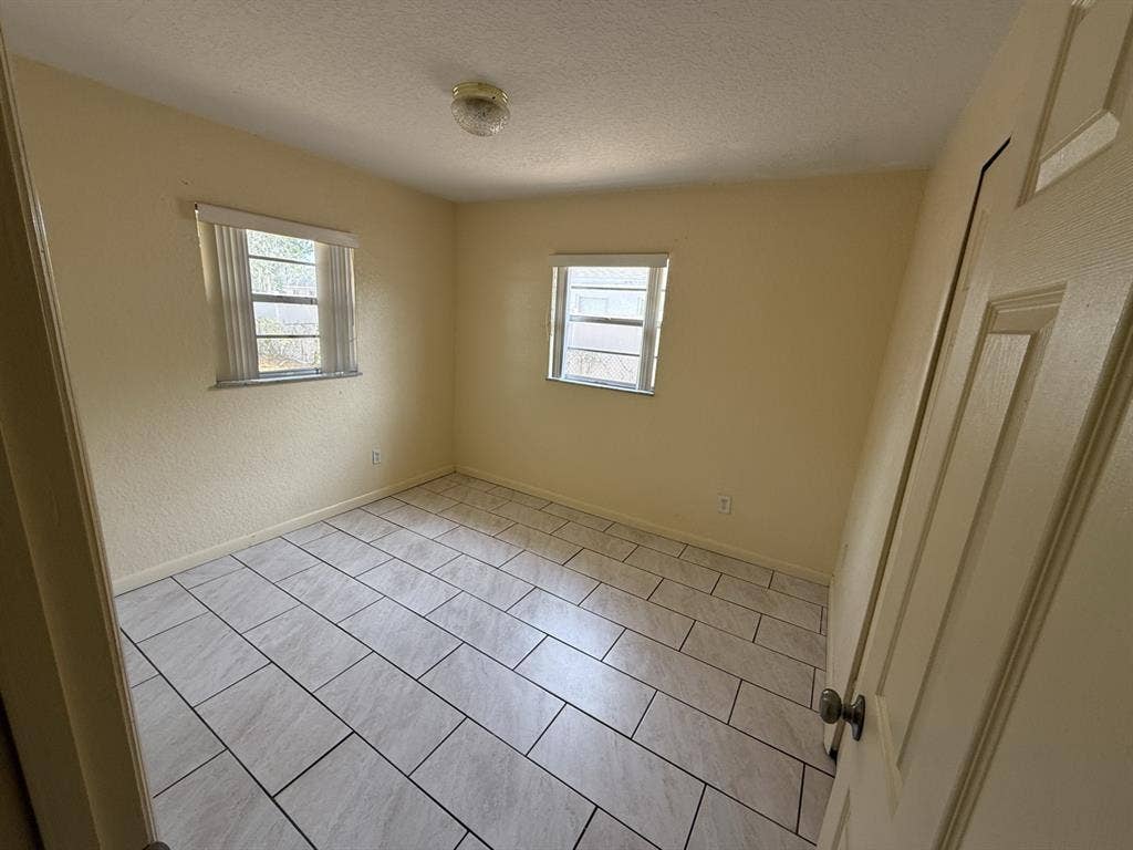 Private Room For Rent $ a monthh