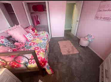 Renewing lease looking 4 new roomie