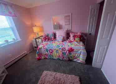Renewing lease looking 4 new roomie