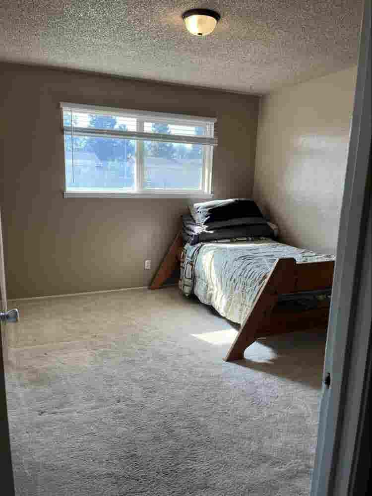 Room for Rent Visalia $